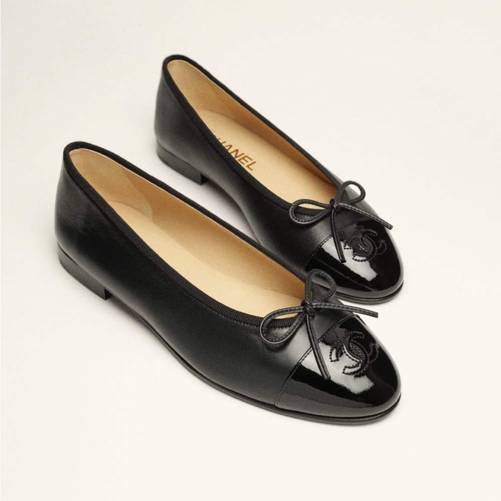 Chanel Lambskin Patent Cap Toe Ballet Flat Black size 38.5